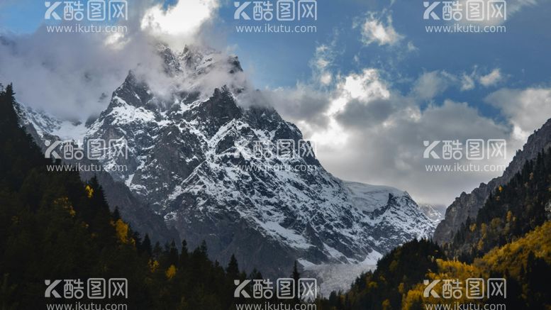 编号：64929712211546275405【酷图网】源文件下载-大山风景