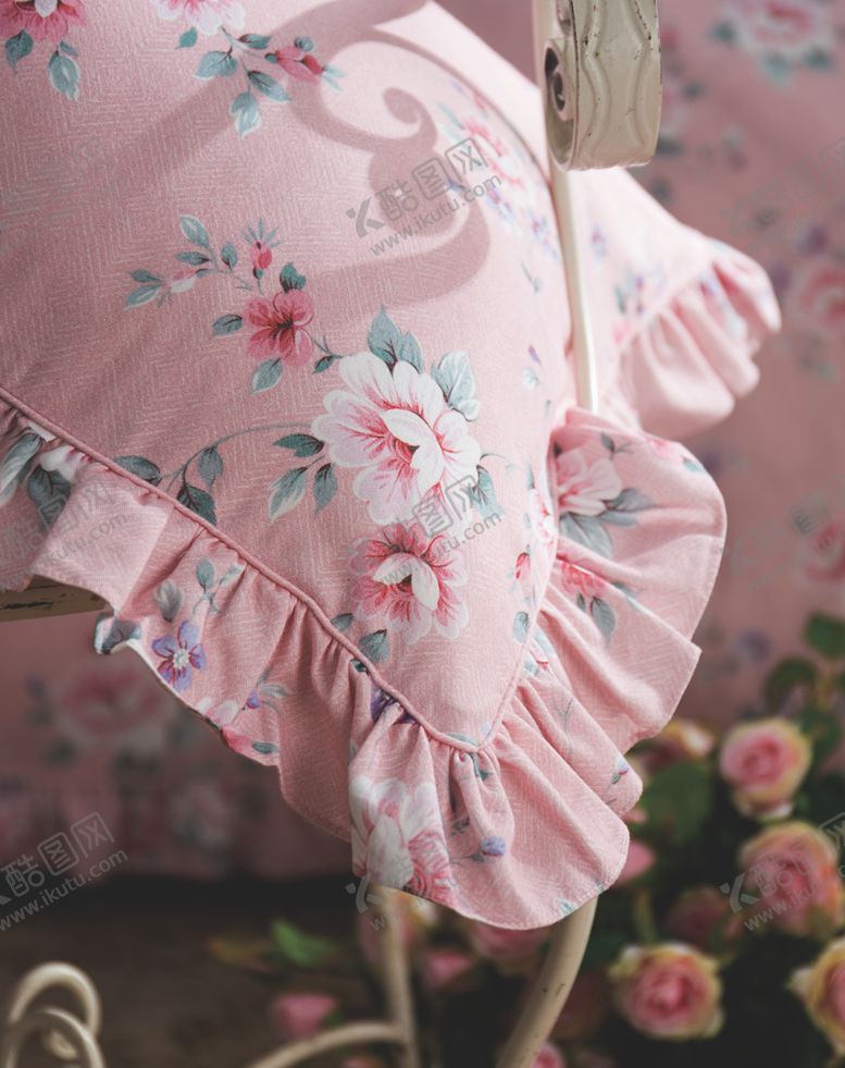 编号：18140210112242283907【酷图网】源文件下载-夏凉被枕头席子凉席家纺