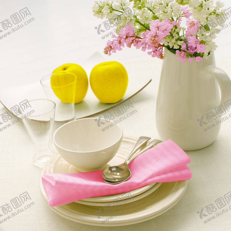 编号：53258109202245054373【酷图网】源文件下载-客厅装饰画