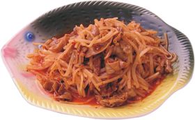萝卜炒肥肠