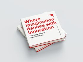 多本黑色笔记本堆叠展示样机