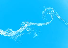 溅水