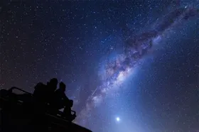 星空宇宙美丽河
