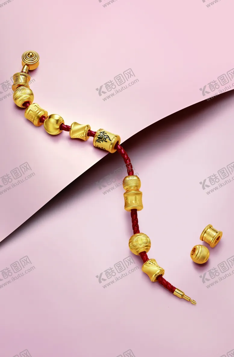 编号：27981106190434126442【酷图网】源文件下载-黄金手链转运珠