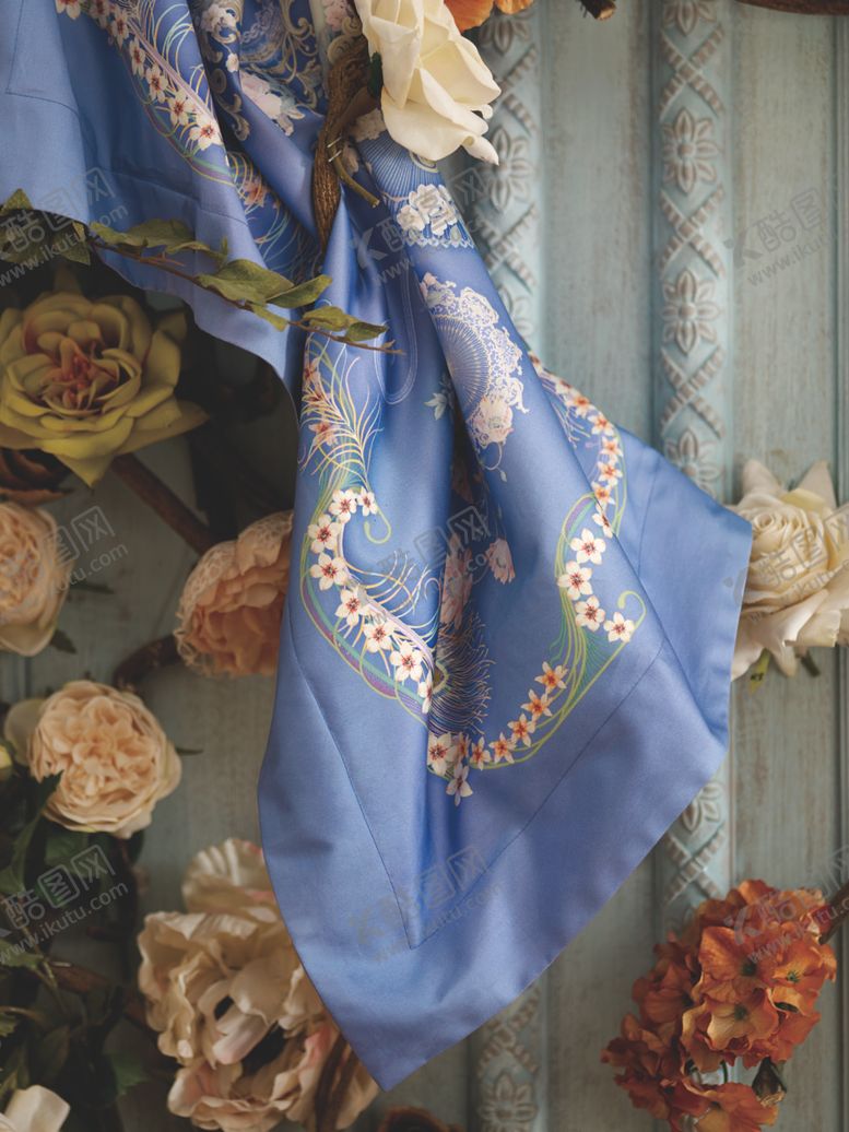 编号：23122109201412525108【酷图网】源文件下载-四件套印花被子床单