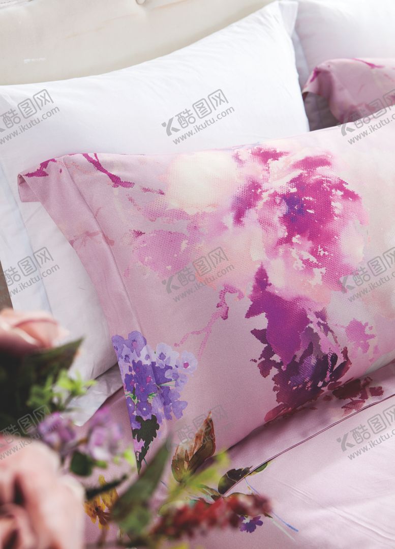 编号：32935109272123049211【酷图网】源文件下载-薇风暖煦枕套