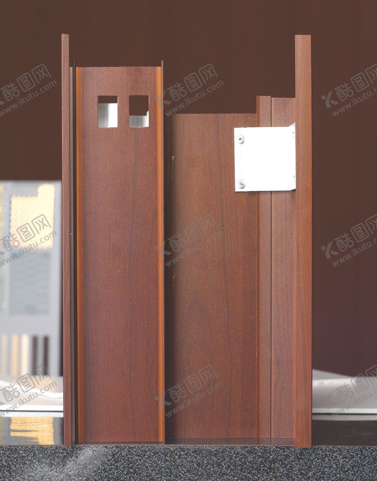 编号：86197009211205028462【酷图网】源文件下载-铝合金门拍照