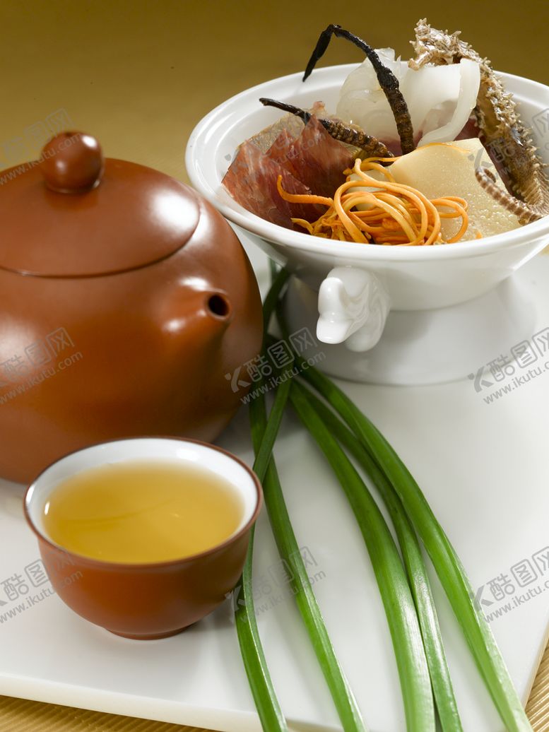 编号：83065209200103051075【酷图网】源文件下载-功夫虫草炖海马