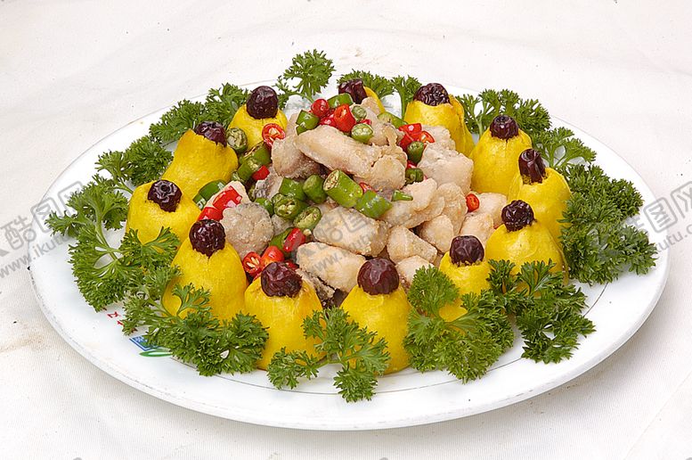 编号：78409909231511088414【酷图网】源文件下载-家常菜窝头烧咸鱼