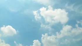 天空白云蓝摄影氧吧