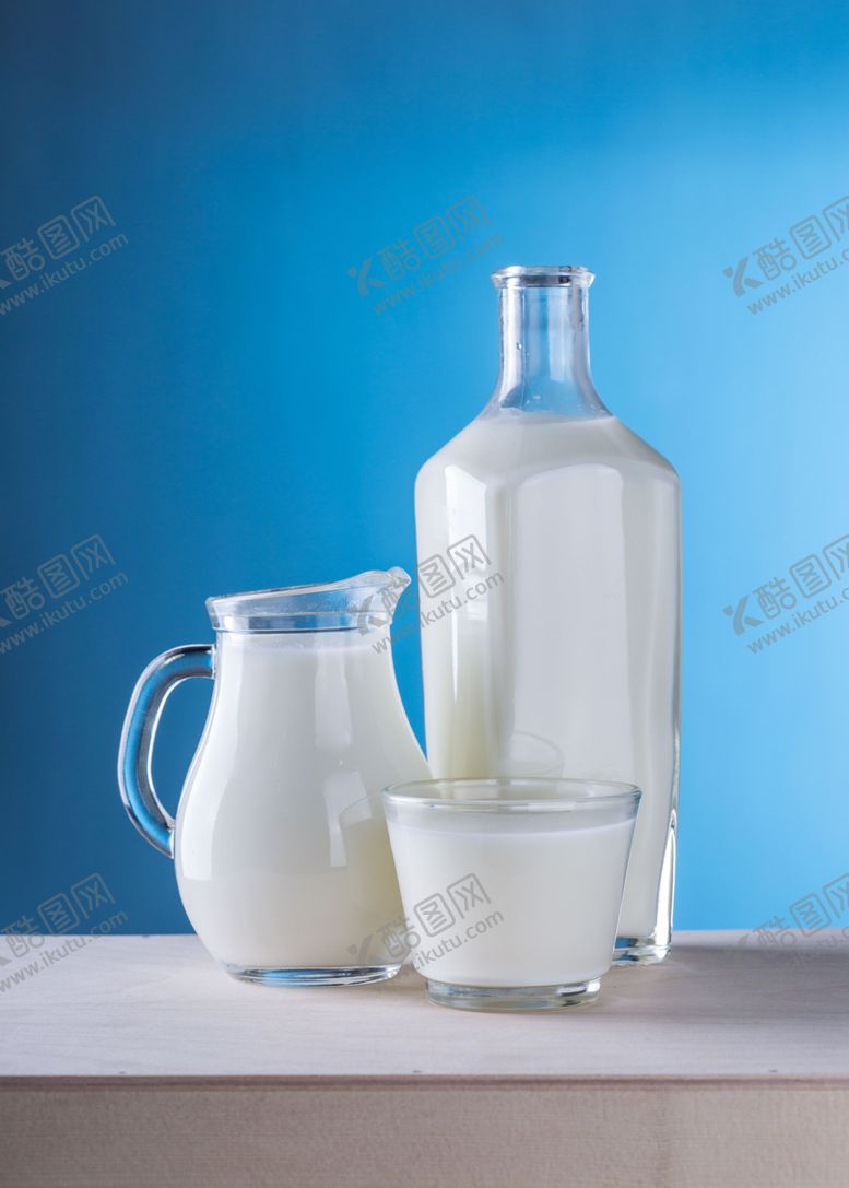 编号：70558110251339129305【酷图网】源文件下载-牛奶