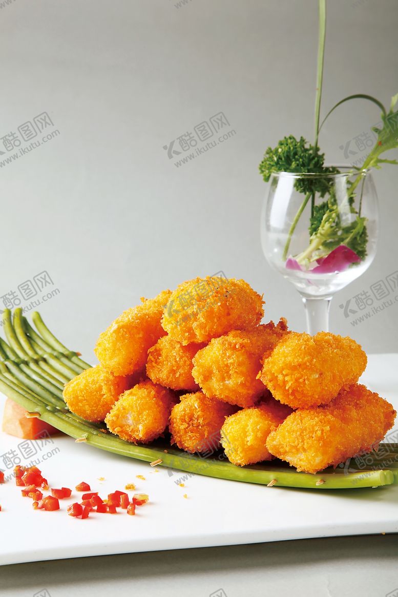 编号：87527801141510103645【酷图网】源文件下载-炸香蕉