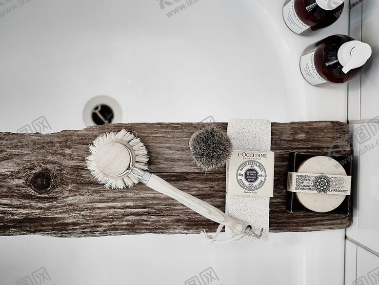 编号：44518709151220158521【酷图网】源文件下载-水槽刷子