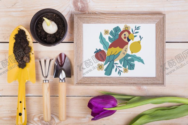 编号：79814009180957433888【酷图网】源文件下载-相框样机