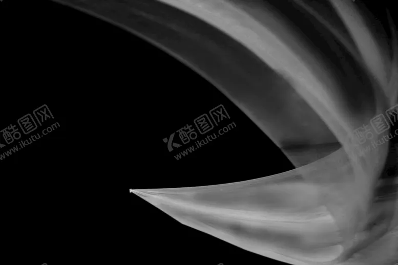 编号：46311010270825389733【酷图网】源文件下载-影楼外景婚纱 头纱裙摆飘纱素材