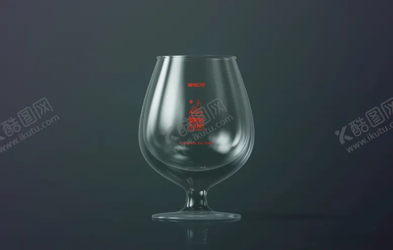 编号：95744509111942518880【酷图网】源文件下载-玻璃杯样机