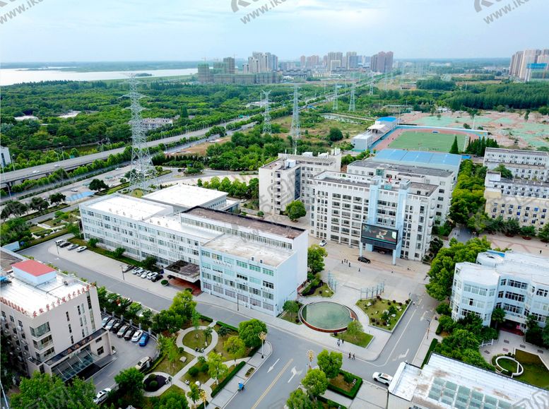 编号：54877809090712493247【酷图网】源文件下载-校园天空