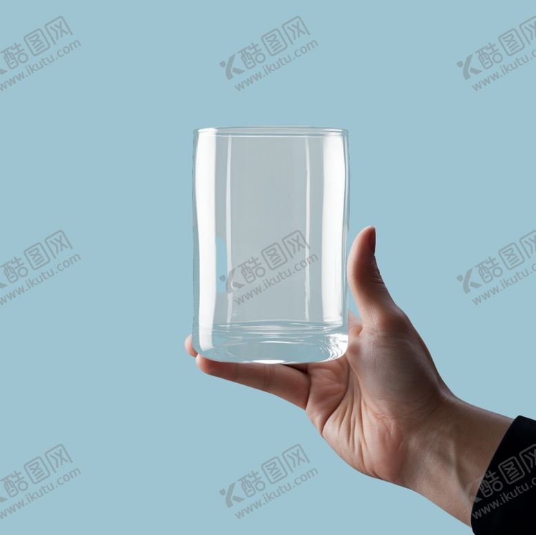 编号：20534512010154085386【酷图网】源文件下载-透明水杯样机图