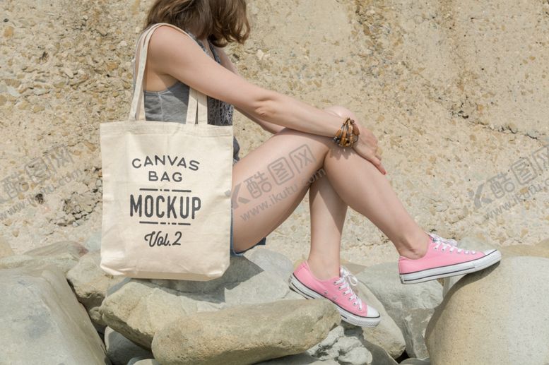 编号：90466509290148216249【酷图网】源文件下载-服装样机