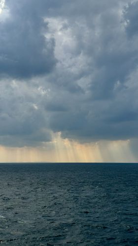 海面海滩海报