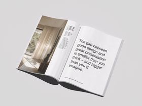 翻开的精品杂志展示样机