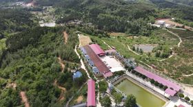 乡村旅游构筑小品小木屋