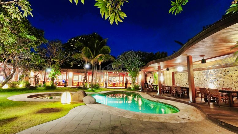 编号：41574110181411597803【酷图网】源文件下载-酒店游泳池