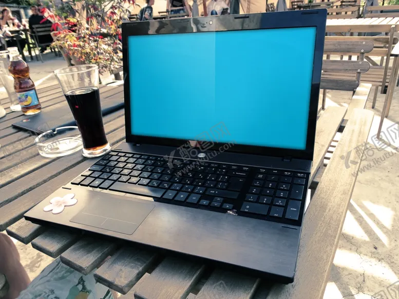 编号：12988109120519546515【酷图网】源文件下载-样机