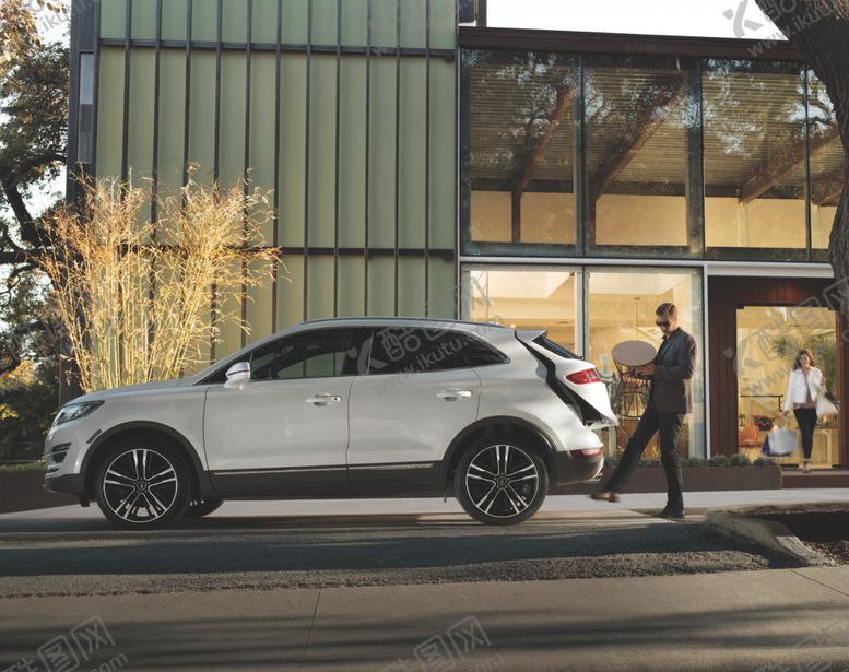 编号：67436509202132252817【酷图网】源文件下载-林肯后尾