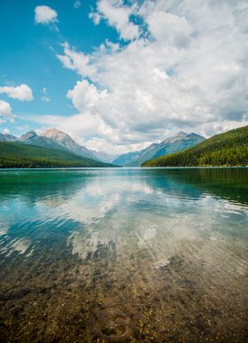 手绘山水风景水彩图