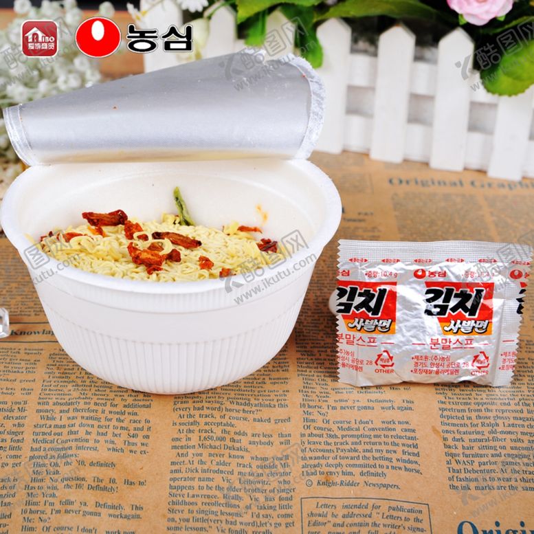 编号：46828510102101528275【酷图网】源文件下载-韩国农心泡菜大碗面方便面
