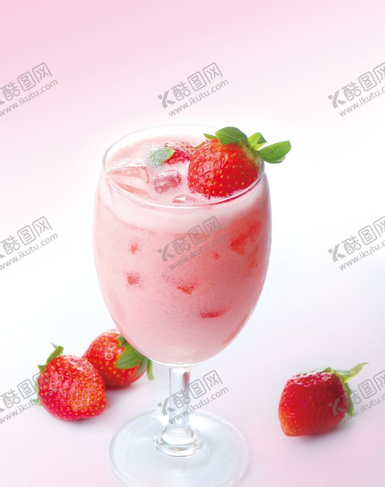 编号：95572810212315037294【酷图网】源文件下载-草莓奶昔海报