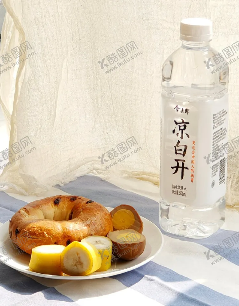编号：64394504091642146904【酷图网】源文件下载-今麦郎凉白开配餐面包
