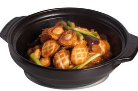 鲍鱼仔焖土鸡