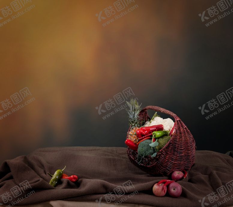 编号：43917709261526488390【酷图网】源文件下载-影楼摄影