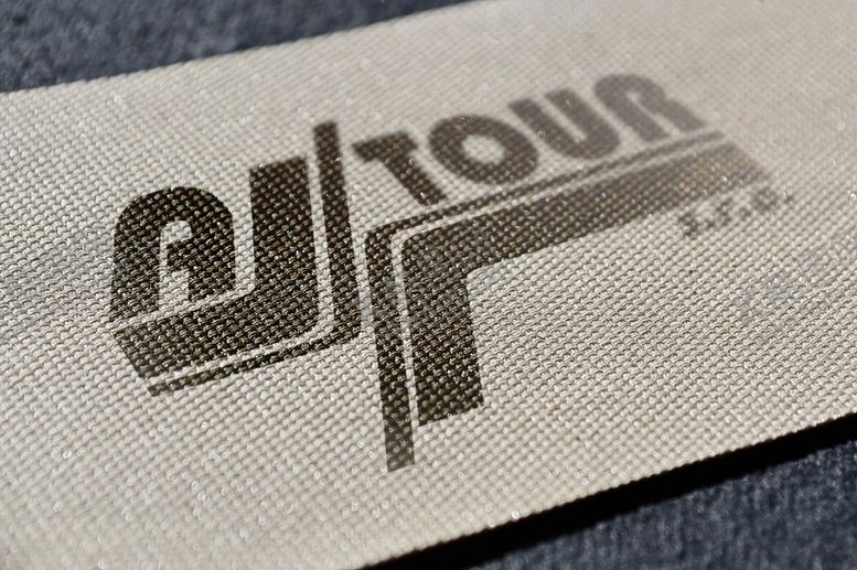 编号：30837910051736326471【酷图网】源文件下载-LOGO标志样机