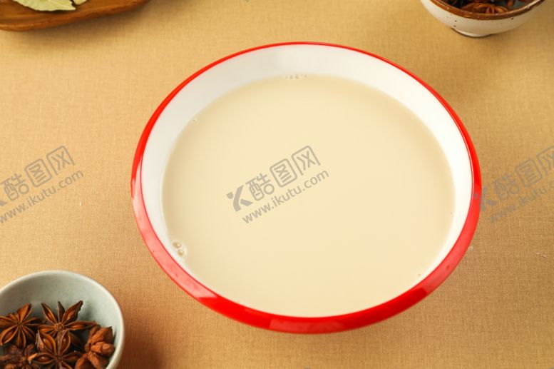 编号：22074506280027185313【酷图网】源文件下载-豆浆