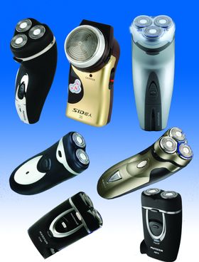 多款汽车整齐排列展示