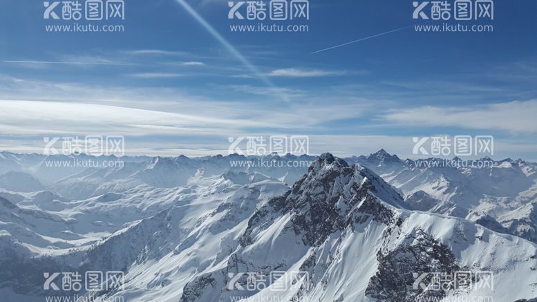 编号：10425603212027288195【酷图网】源文件下载-雪景山峰