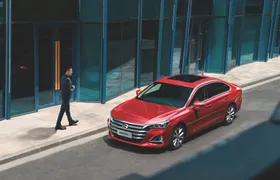 高角度红车