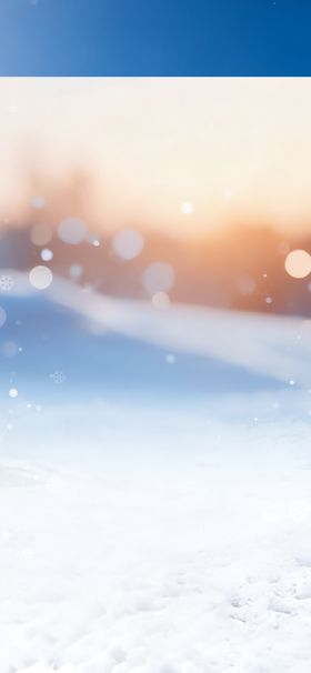 冬日雪景中的梦幻模糊景象