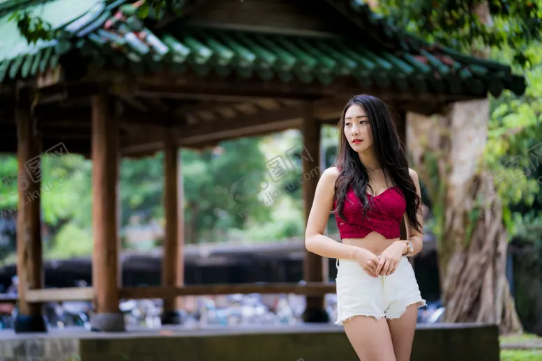 编号：87930607071730226183【酷图网】源文件下载-美女