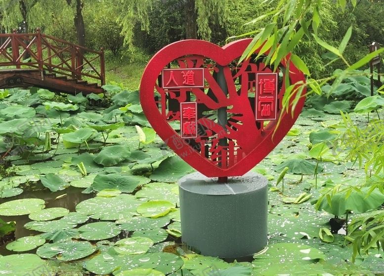 编号：58256610030859523318【酷图网】源文件下载-红十字博爱雕塑小品