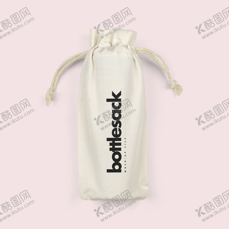 编号：58545309110813165494【酷图网】源文件下载-透明水杯样机