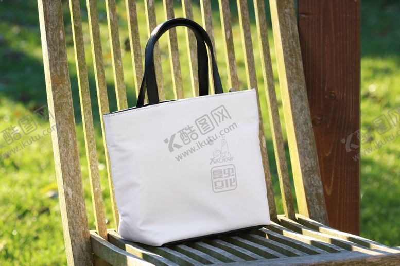 编号：44087310200656313478【酷图网】源文件下载-手提袋样机