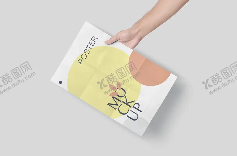 编号：04815909140157265274【酷图网】源文件下载-手持小型海报传单展示样机 