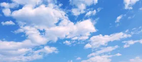 蓝天白云背景空春空