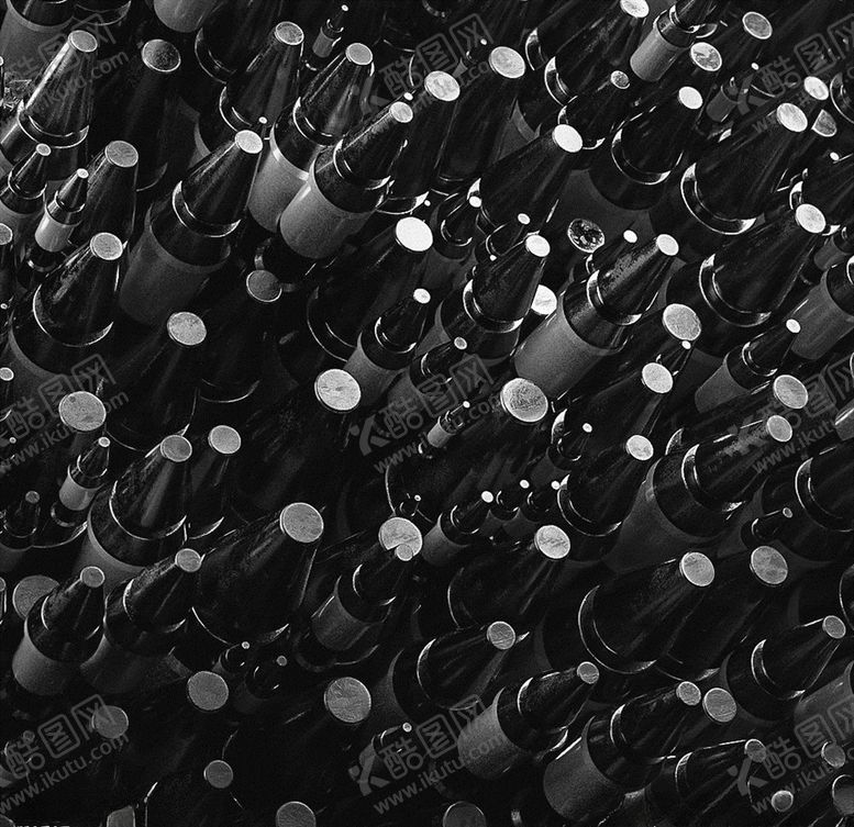 编号：53192509222259586655【酷图网】源文件下载-C4D模型金属抽象图形背景场景