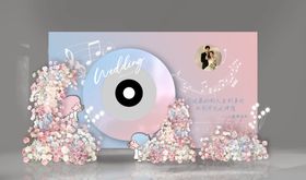 梦幻粉蓝系婚礼舞台布置