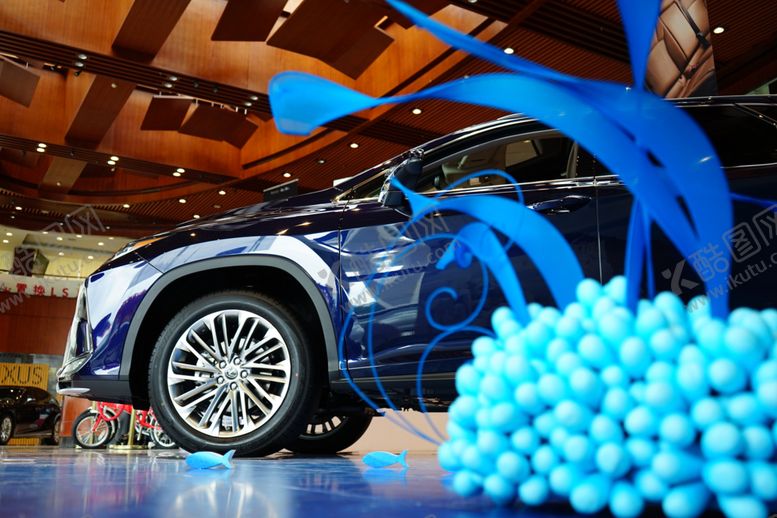 编号：85770909210548409381【酷图网】源文件下载-雷克萨斯RX